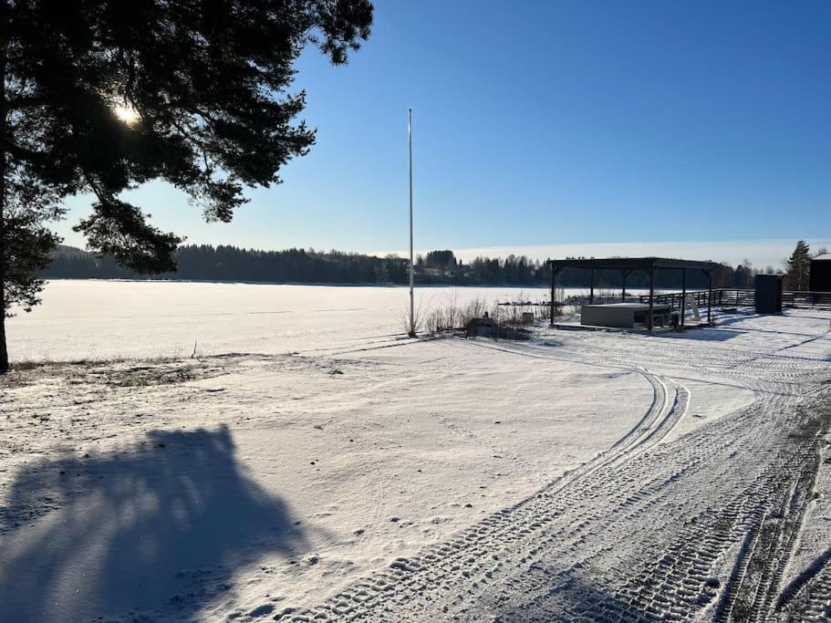 Attraktiv & Smart Funkishytte Pa Nes Strandhager. Årnes Eksteriør billede